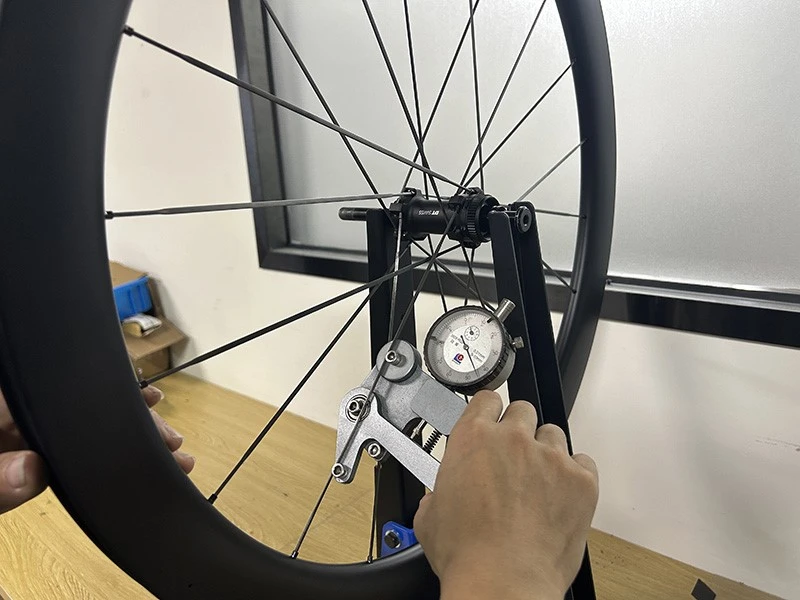 spoke tension spoke tension